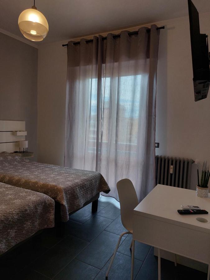 San Lorenzo Accomodation Рим Екстериор снимка
